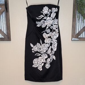 White House Black Market Black and White Sheath Dress